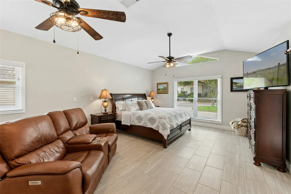 407 Olympia Fields Street Meadowlakes, TX 78654