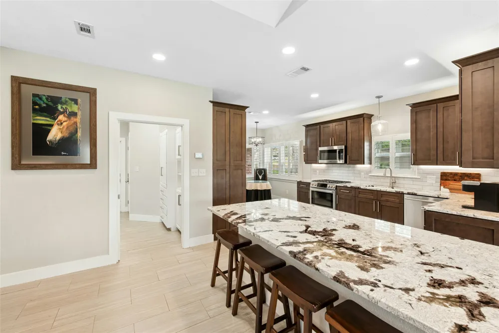 407 Olympia Fields Street Meadowlakes, TX 78654