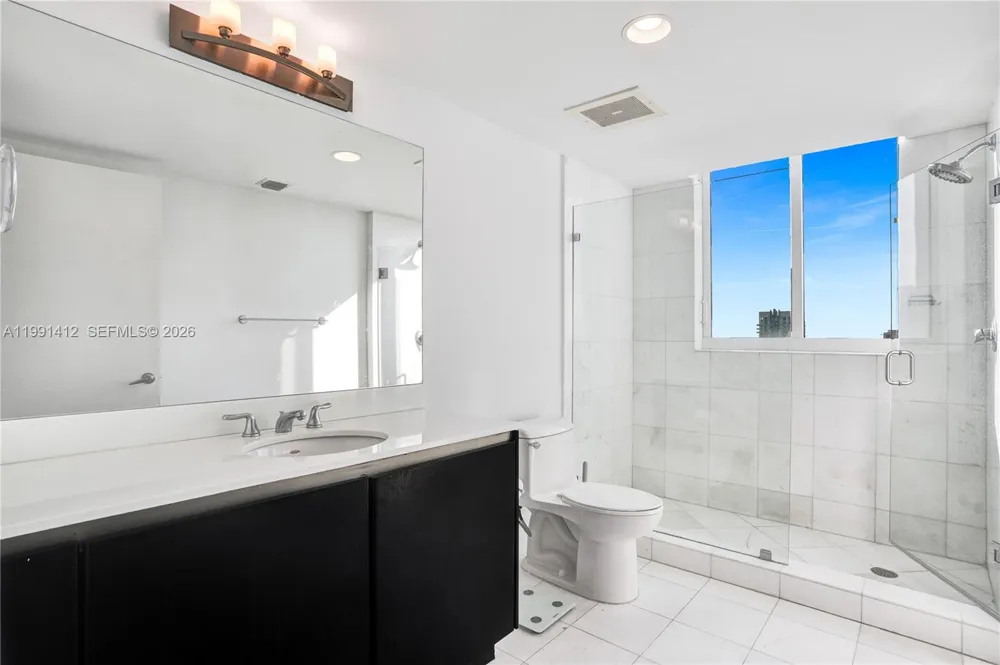 665 NE 25th St #2105 Miami, FL 33137
