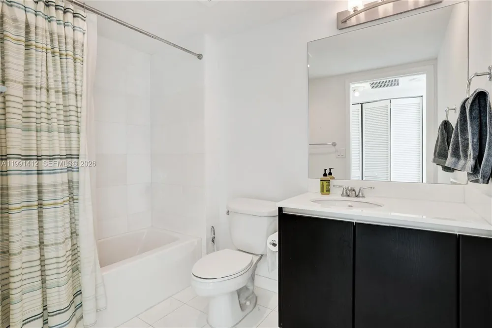 665 NE 25th St #2105 Miami, FL 33137