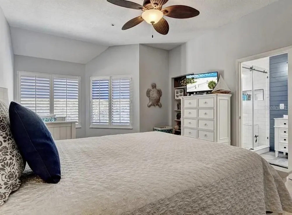 1926 HARBOURSIDE DRIVE #1302 Longboat Key, FL 34228