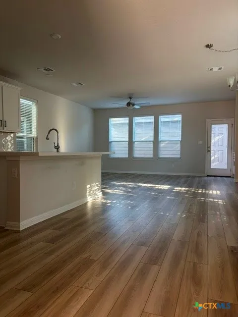 1653 Coral Sunrise Trail Leander, TX 78641