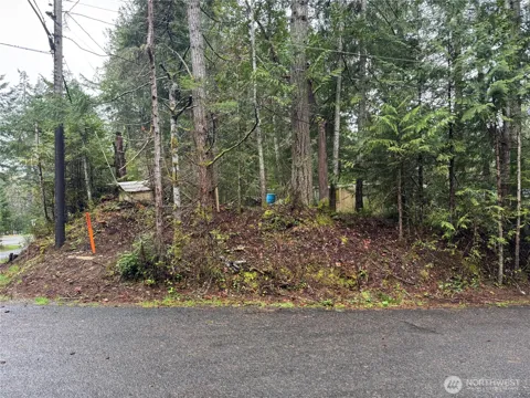 11 Bayview Court