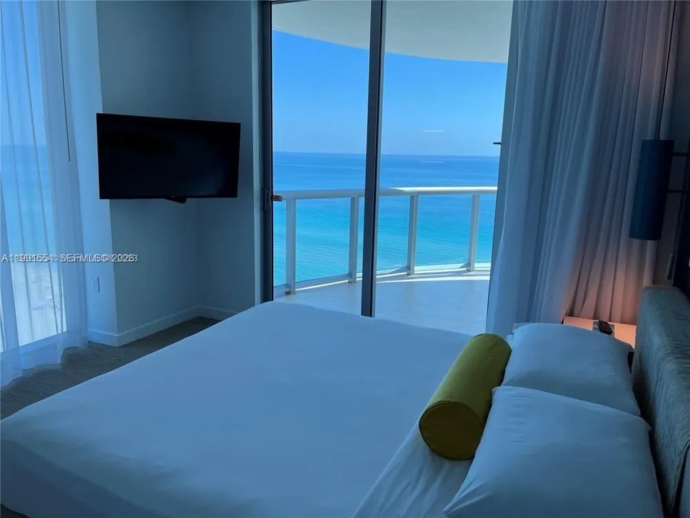 17315 Collins Ave #1501 Sunny Isles Beach, FL 33160