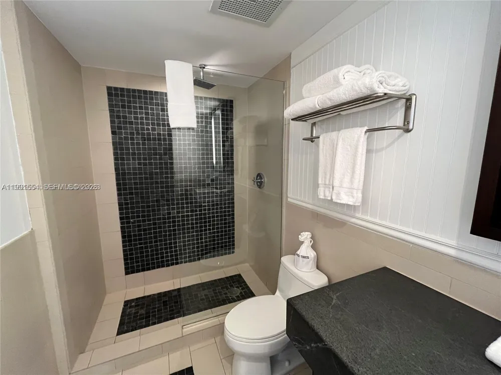17315 Collins Ave #1501 Sunny Isles Beach, FL 33160