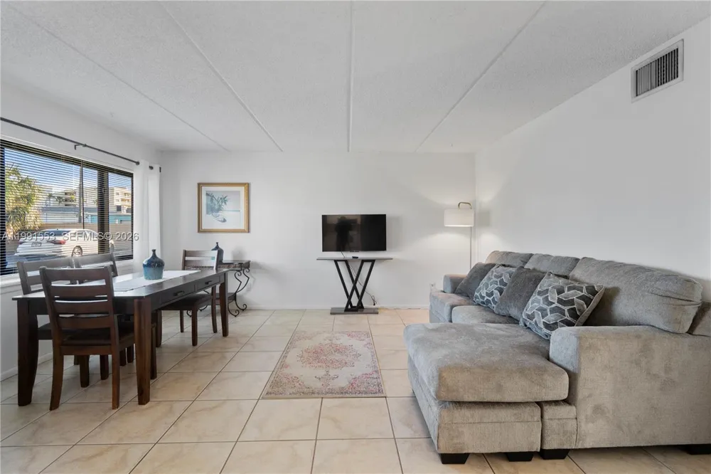 1145 Shannon #39 Indialantic, FL 32903