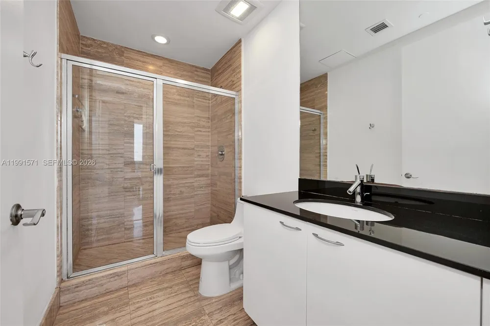 16001 collins ave #1005 Sunny Isles Beach, FL 33160