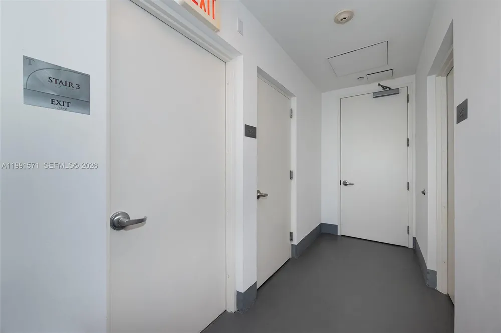 16001 collins ave #1005 Sunny Isles Beach, FL 33160