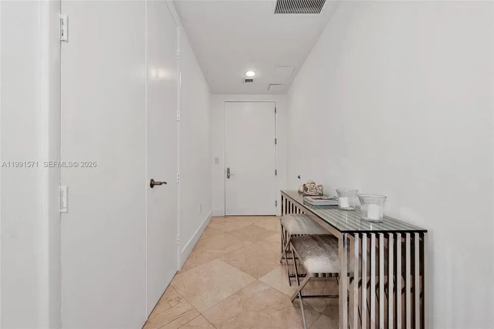 16001 collins ave #1005 Sunny Isles Beach, FL 33160
