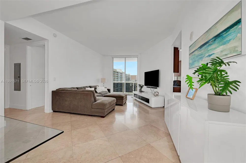 16001 collins ave #1005 Sunny Isles Beach, FL 33160