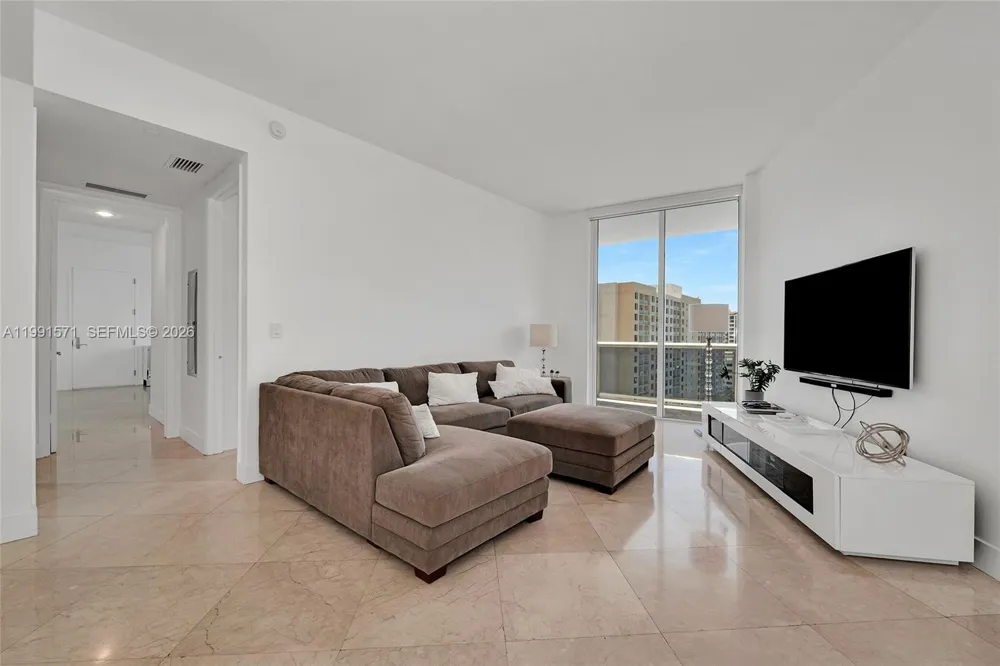 16001 collins ave #1005 Sunny Isles Beach, FL 33160