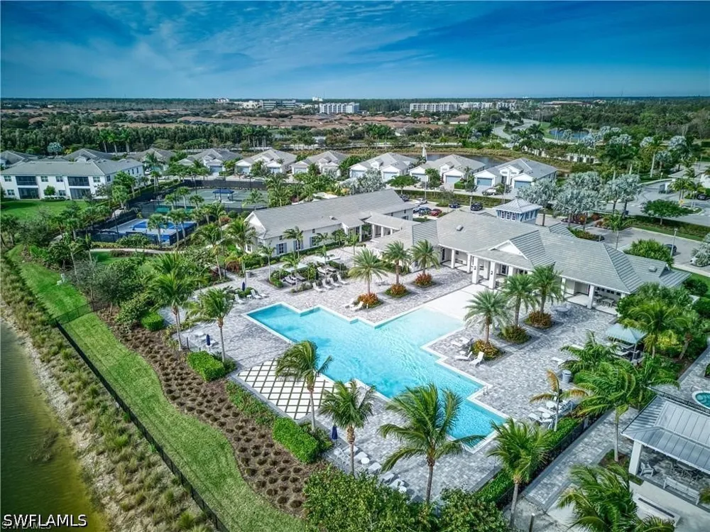 Saint Lucia Drive Naples, FL 34114