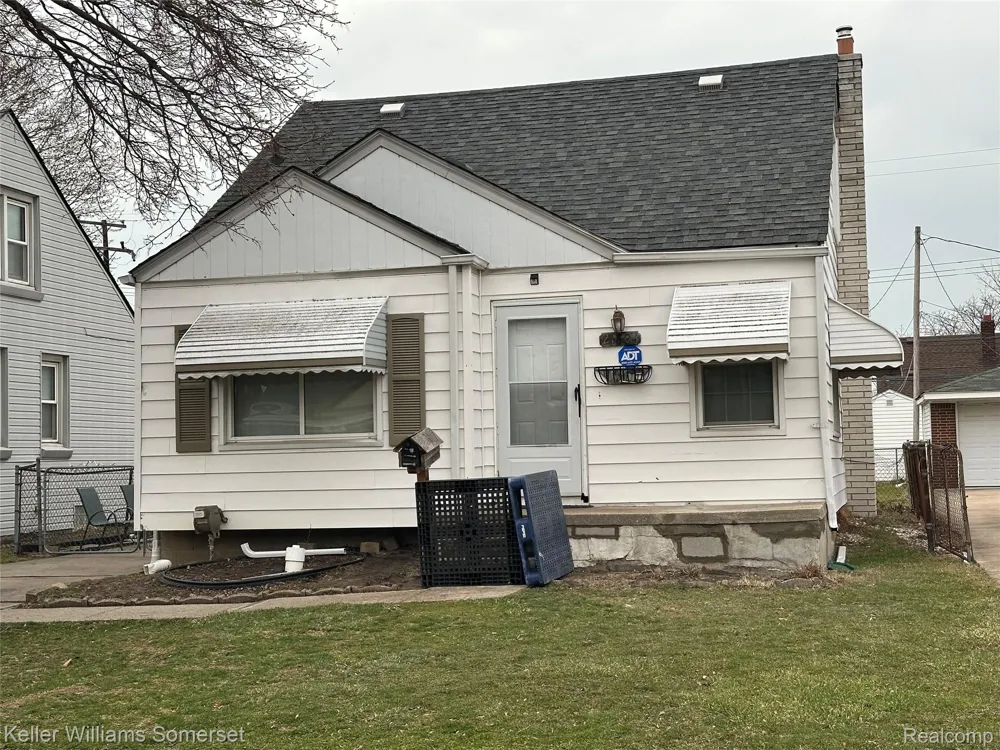 21804 Rausch Avenue Eastpointe City, MI 48021