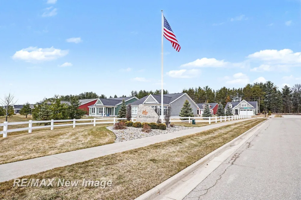 419 Copper Leaf Court Midland City, MI 48642
