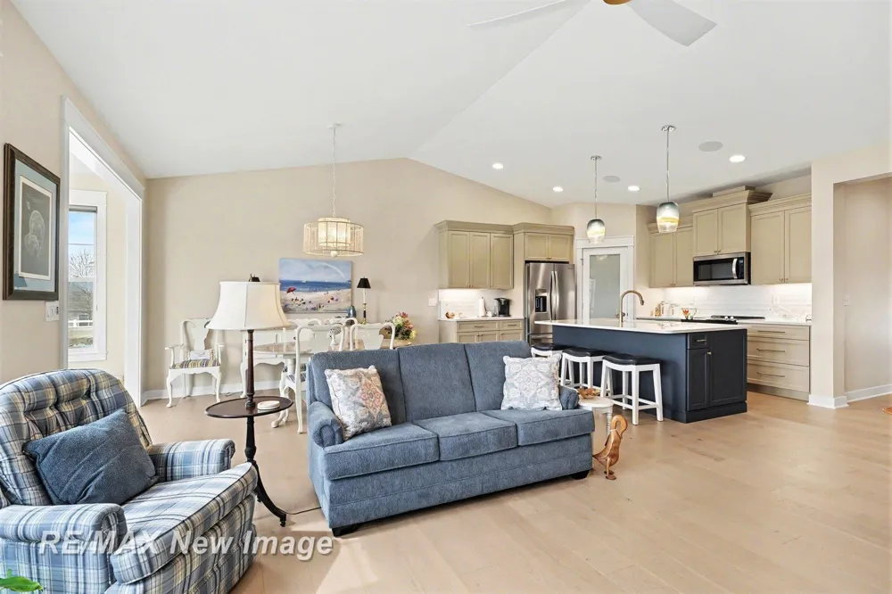 419 Copper Leaf Court Midland City, MI 48642