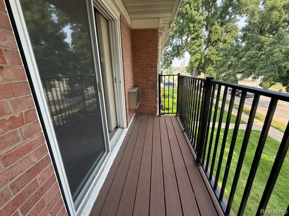 19585 Masonic Boulevard #21 Roseville City, MI 48066