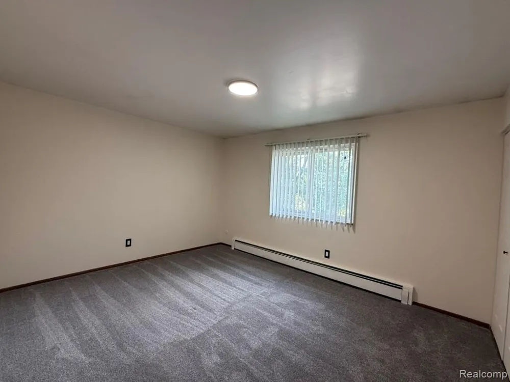19585 Masonic Boulevard #21 Roseville City, MI 48066