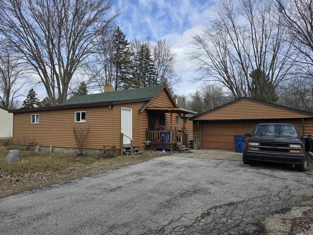 1711 S Poseyville Road Ingersoll Township, MI 48640