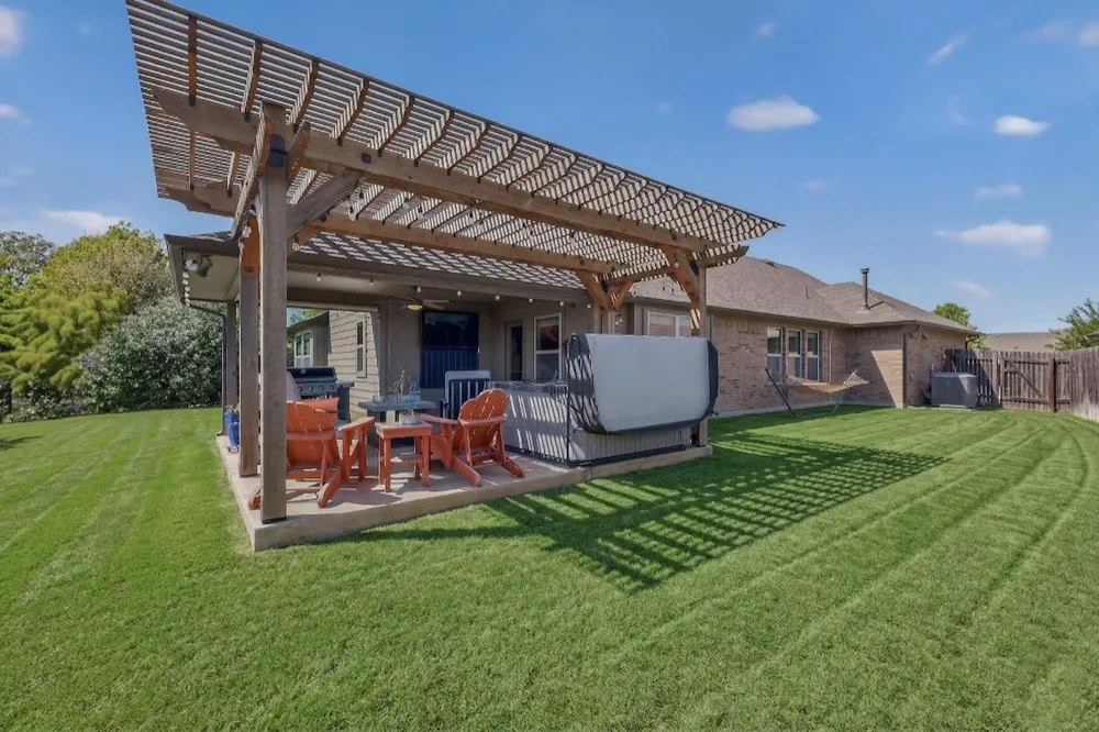 296 Still Hollow Creek Buda, TX 78610