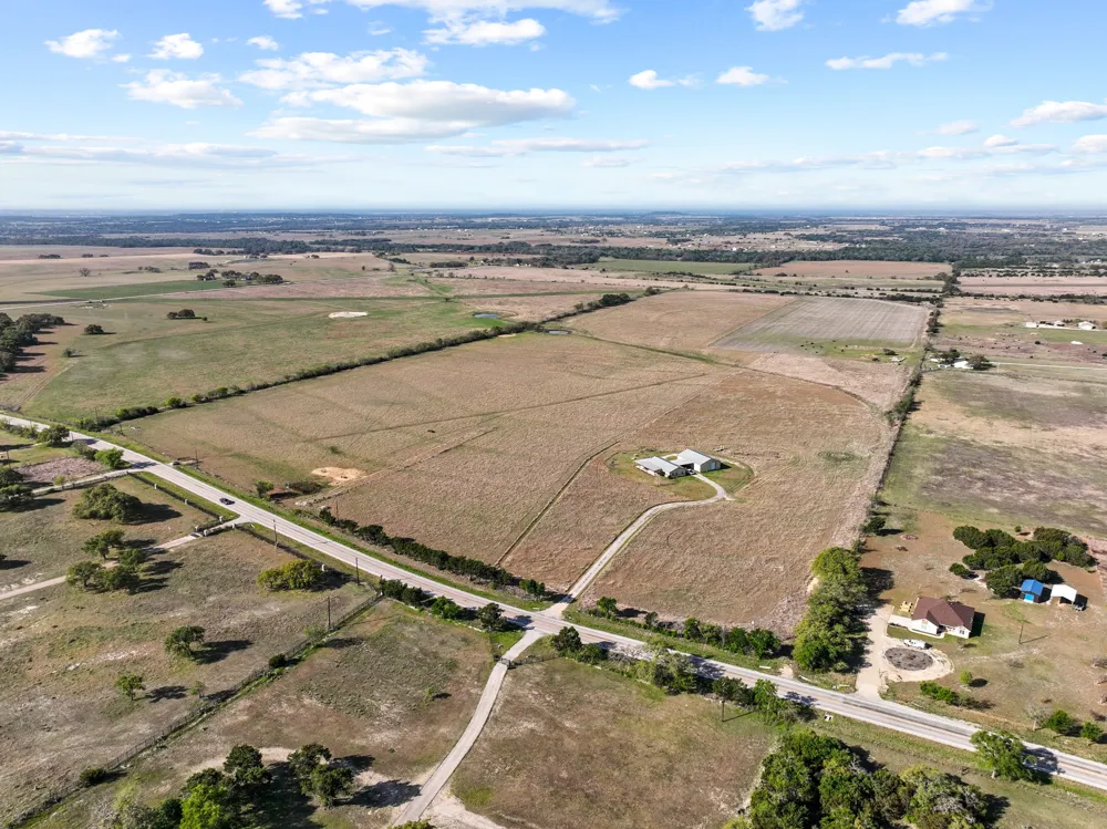 1600 Fm-970 Florence, TX 76527
