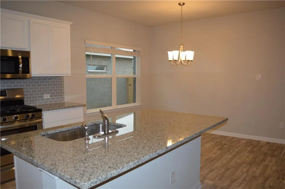 2800 Bridekirk Drive Round Rock, TX 78664