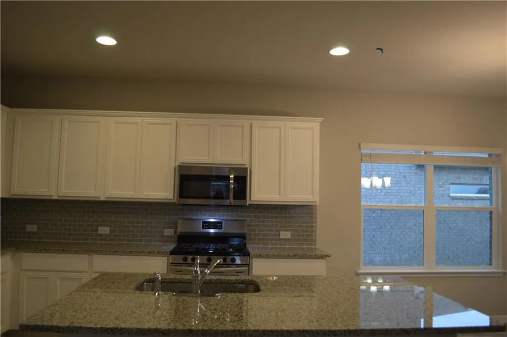 2800 Bridekirk Drive Round Rock, TX 78664
