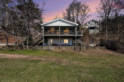 5884 Rays Drive