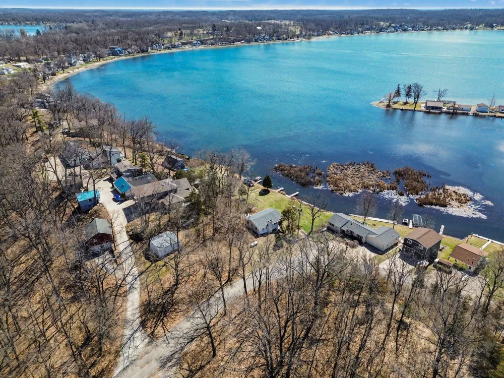5884 Rays Drive Onsted, MI 49265