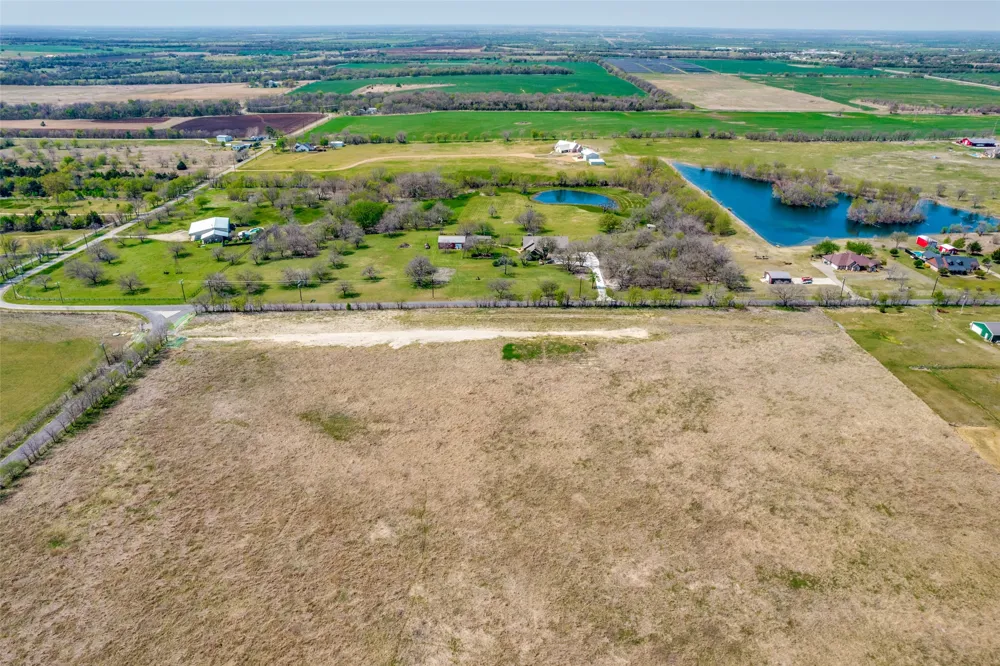 801 Riddels Sherman, TX 75092