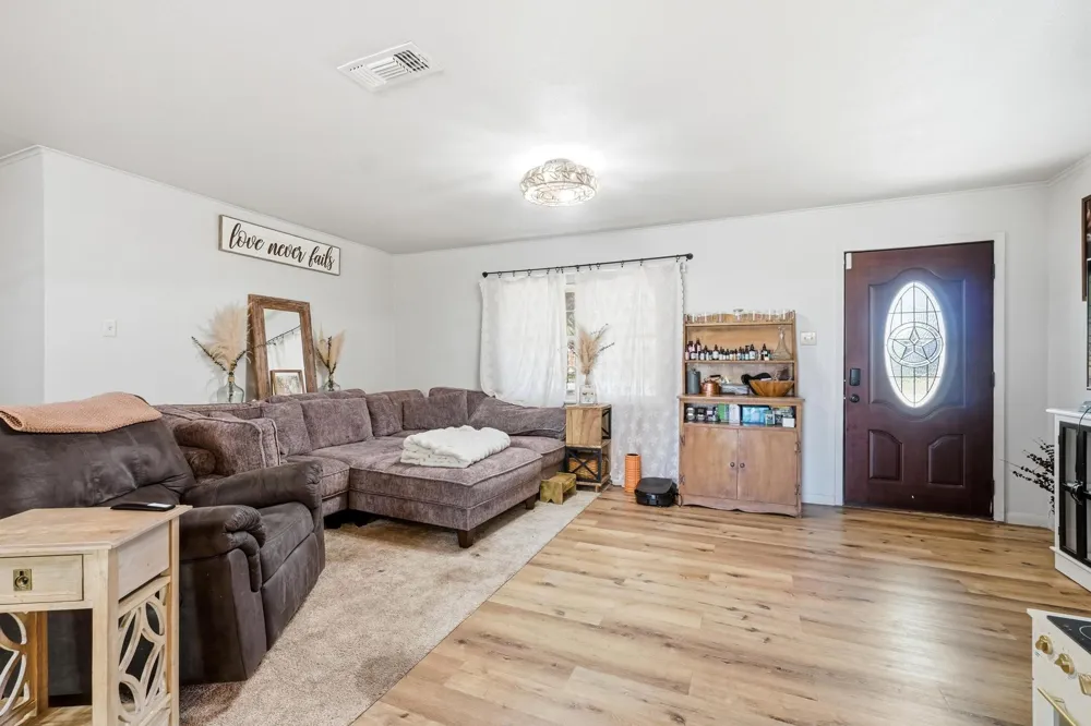 1306 Westhill Lane Coleman, TX 76834