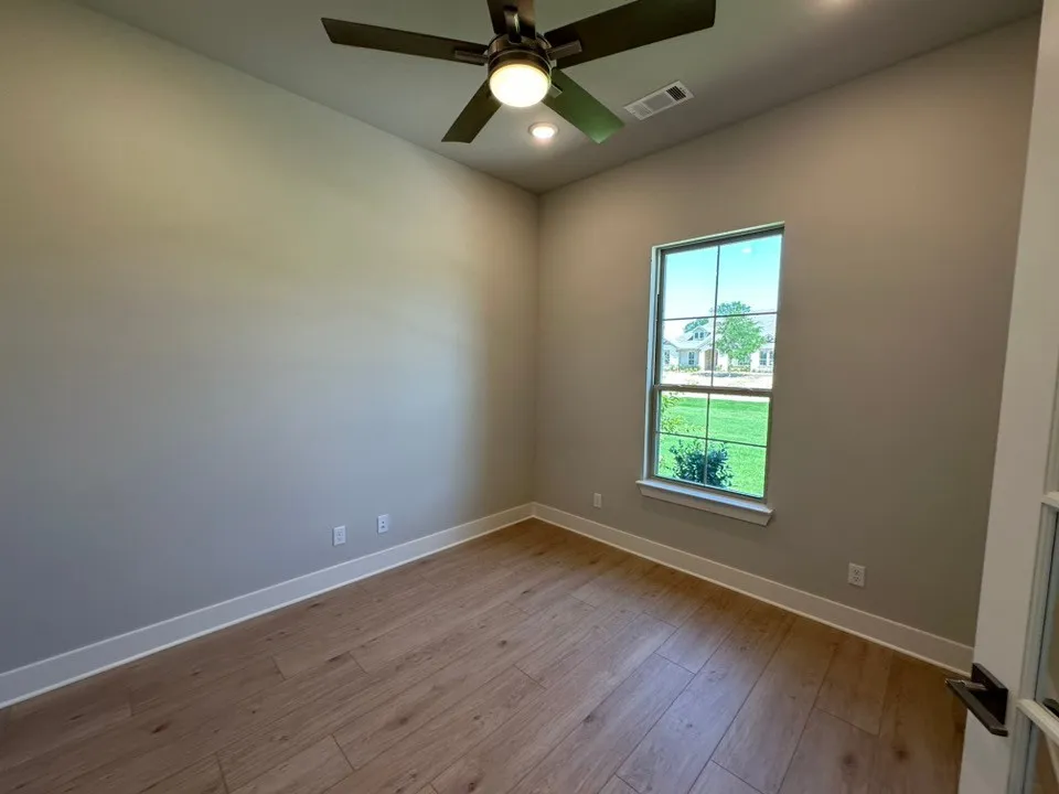405 Cobb Road Leonard, TX 75452