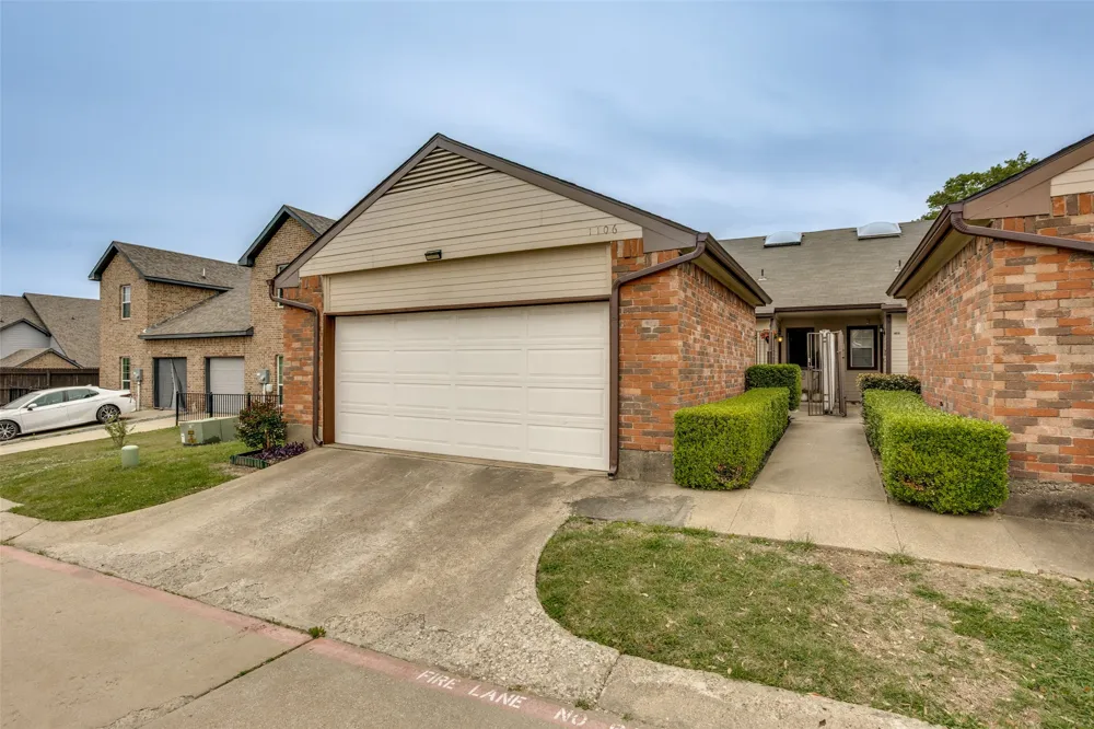 1106 Woburn Drive Garland, TX 75043