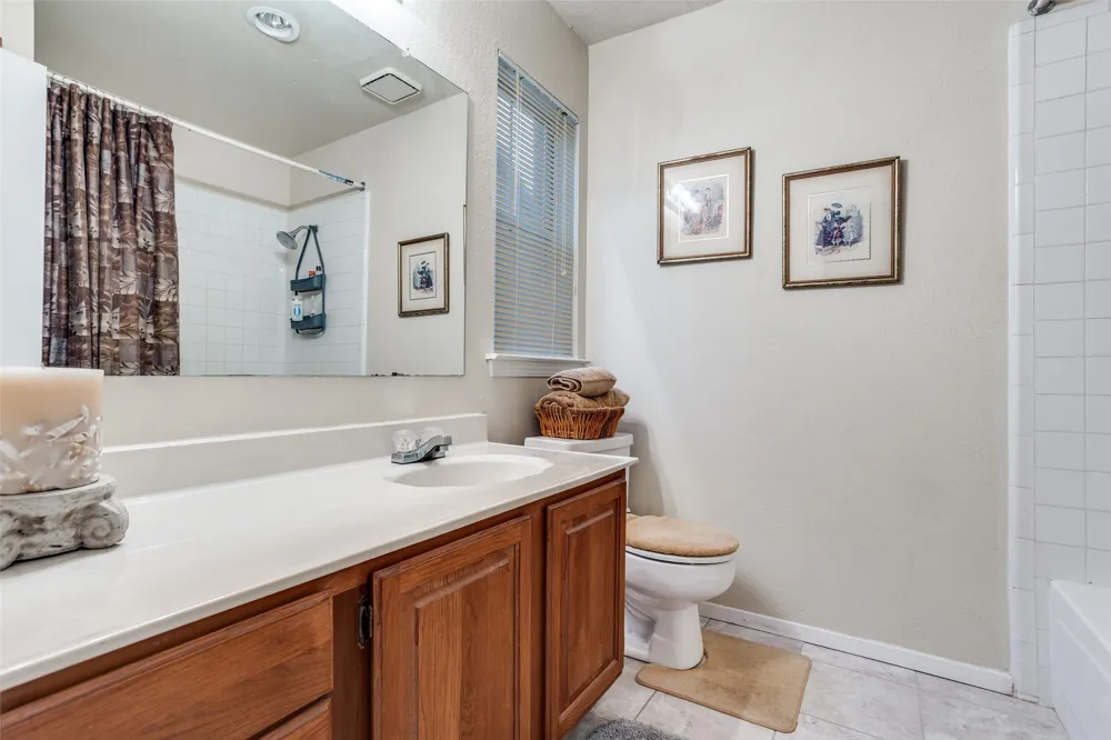 1106 Woburn Drive Garland, TX 75043