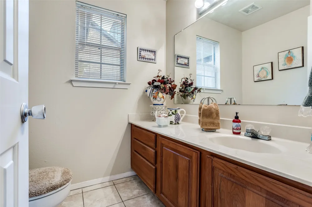 1106 Woburn Drive Garland, TX 75043