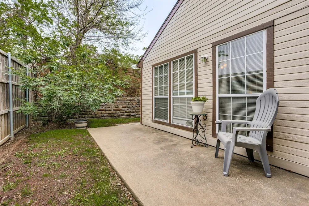 1106 Woburn Drive Garland, TX 75043