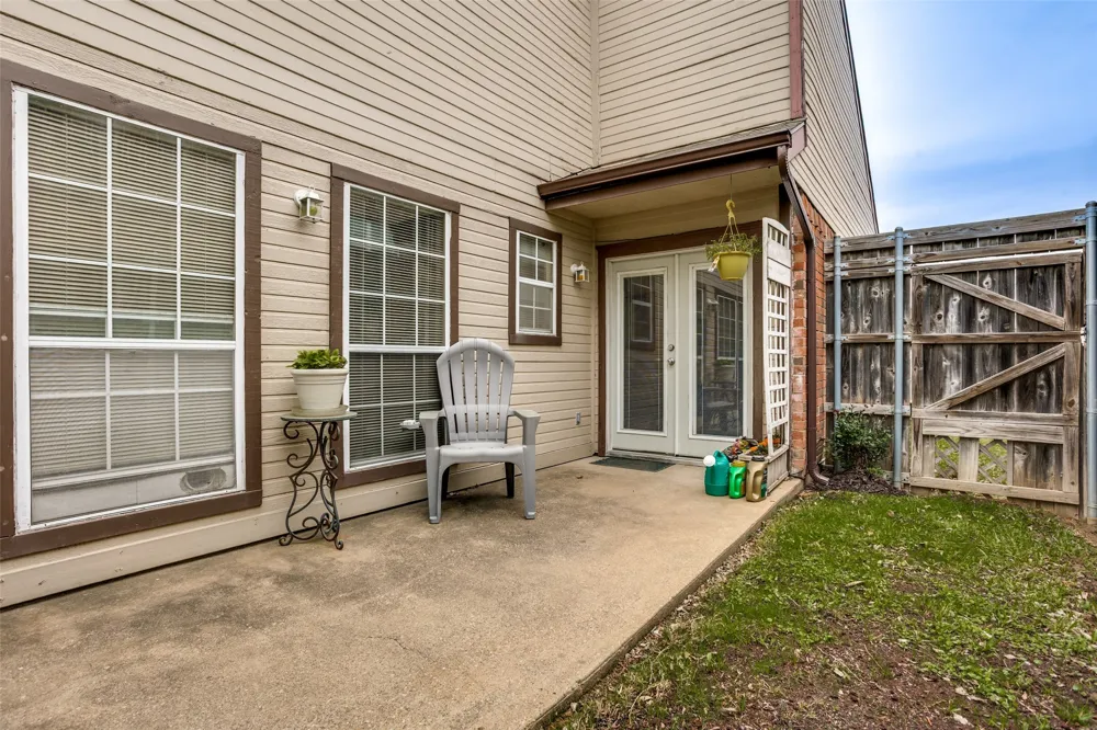 1106 Woburn Drive Garland, TX 75043