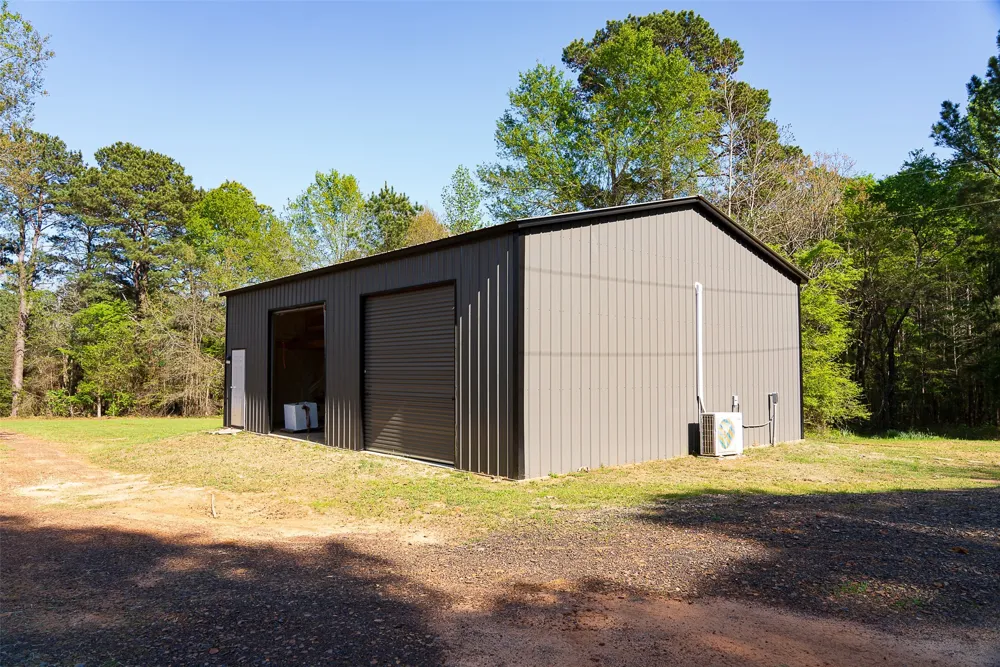 923 W Main St Ore City, TX 75683