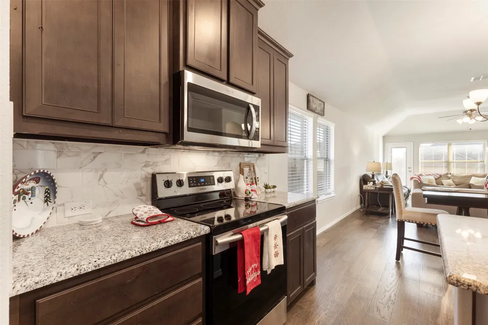 117 Cheryl Drive Keene, TX 76059