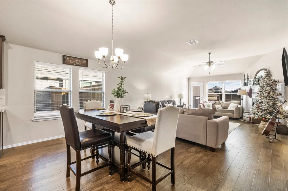 117 Cheryl Drive Keene, TX 76059