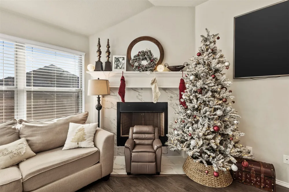 117 Cheryl Drive Keene, TX 76059