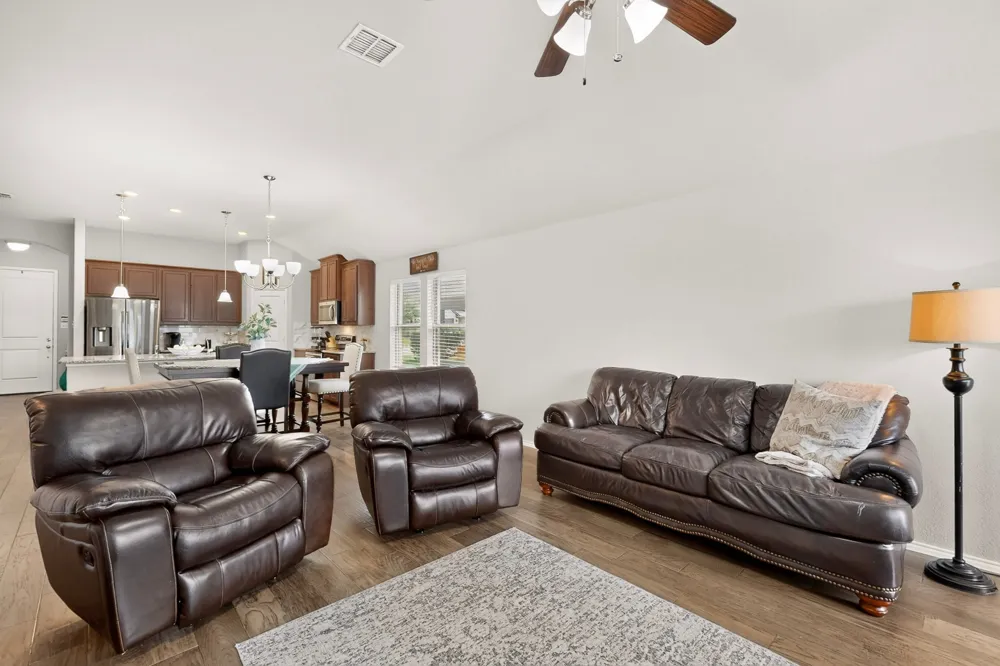 117 Cheryl Drive Keene, TX 76059