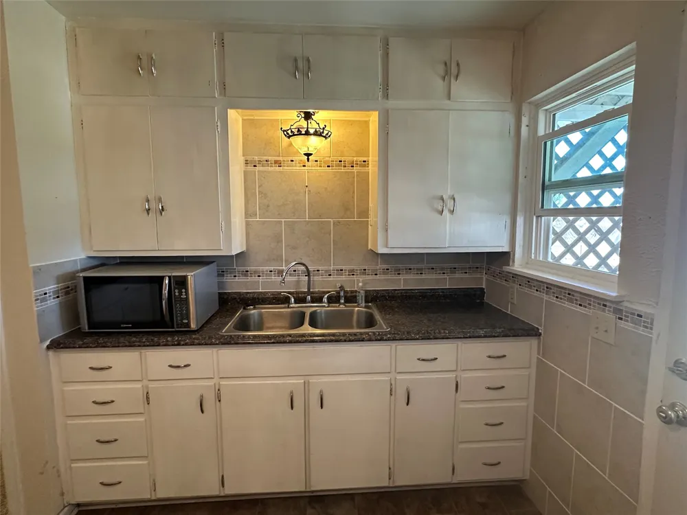 200 County Road 336 Goldthwaite, TX 76844