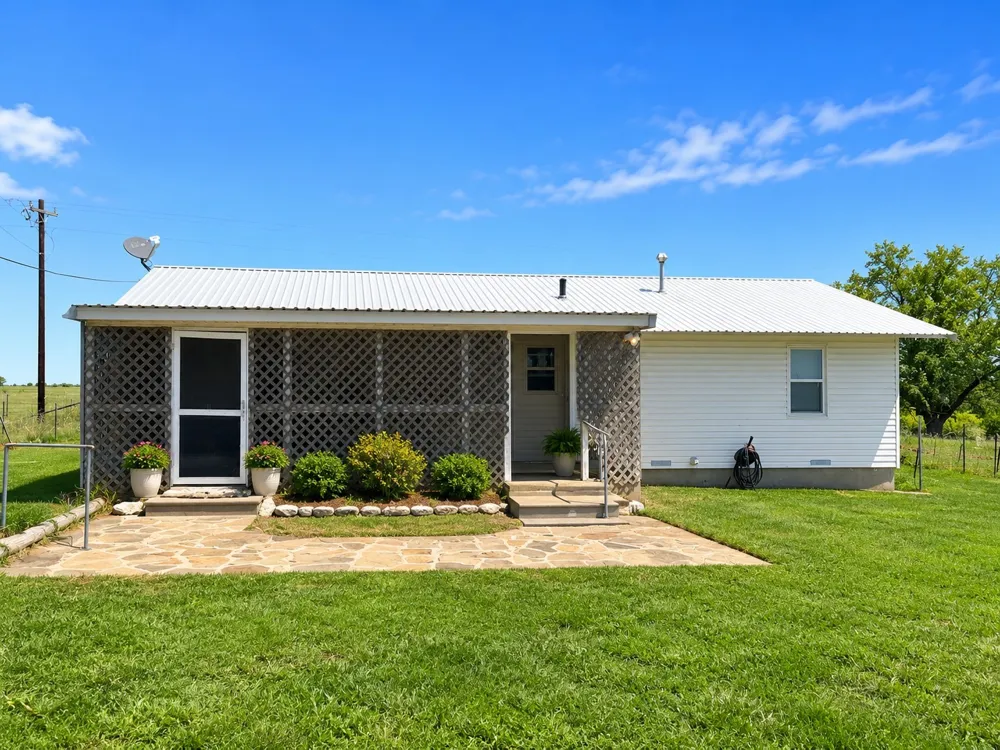 200 County Road 336 Goldthwaite, TX 76844