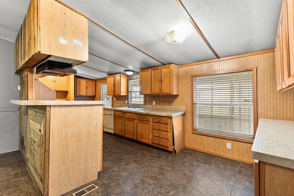9100 5th Street Crawford, TX 76638