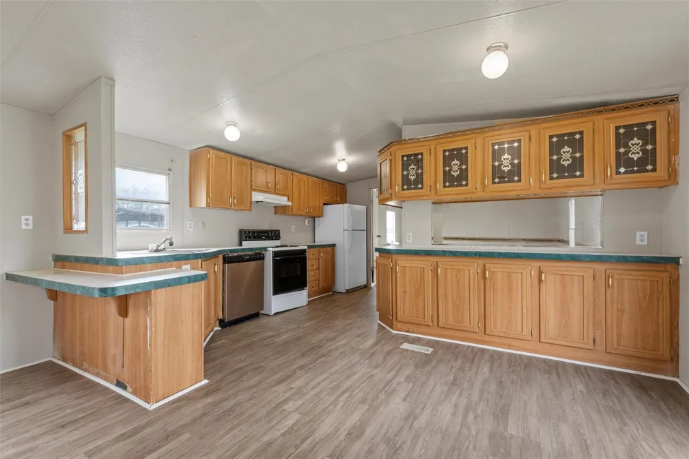 9100 5th Street Crawford, TX 76638