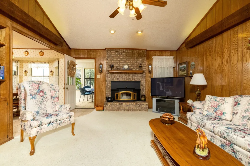 970 Live Oak Road Santo, TX 76472