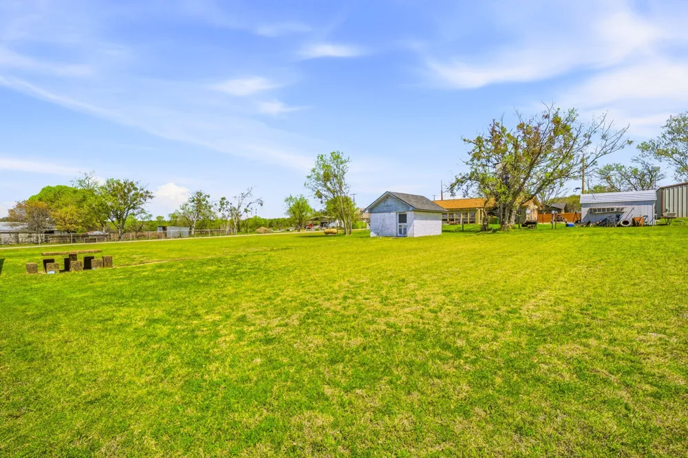 925 Kirk Street Hico, TX 76457