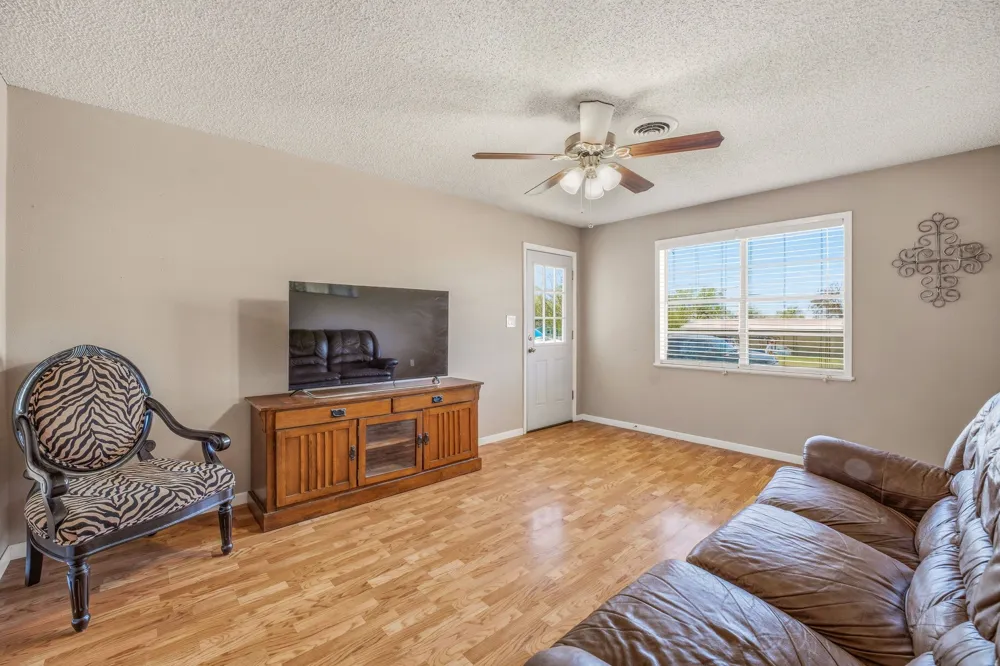 925 Kirk Street Hico, TX 76457