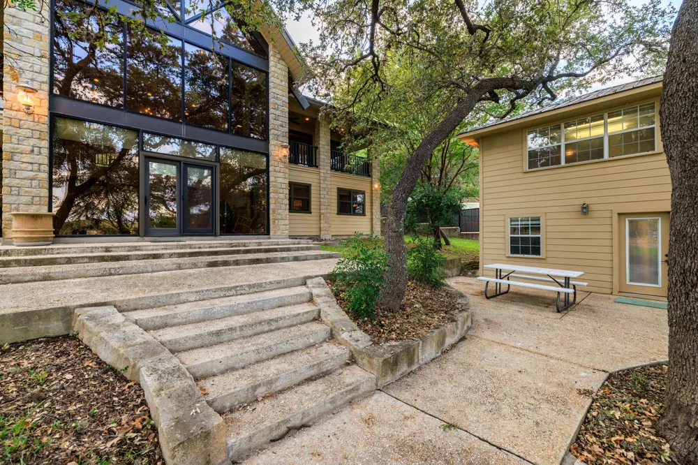 694 Scenic Circle Pipe Creek, TX 78063