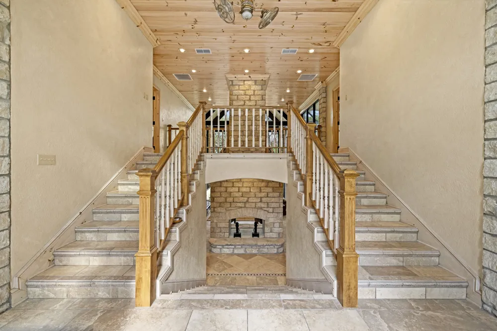 694 Scenic Circle Pipe Creek, TX 78063